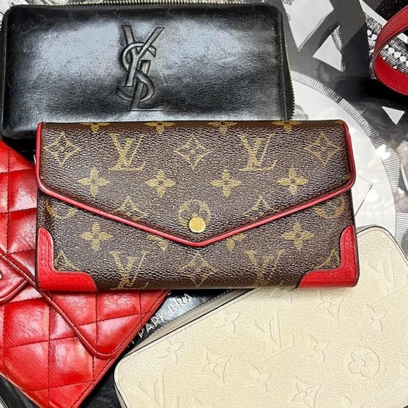 Louis Vuitton - Authentic-Sarah Retiro Mono / Red Trim Long wallet w/ Box - Picture 15 of 15
